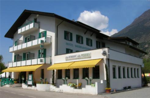 Hotel-Restaurant-Pizzeria Goldrainerhof Luaran gambar